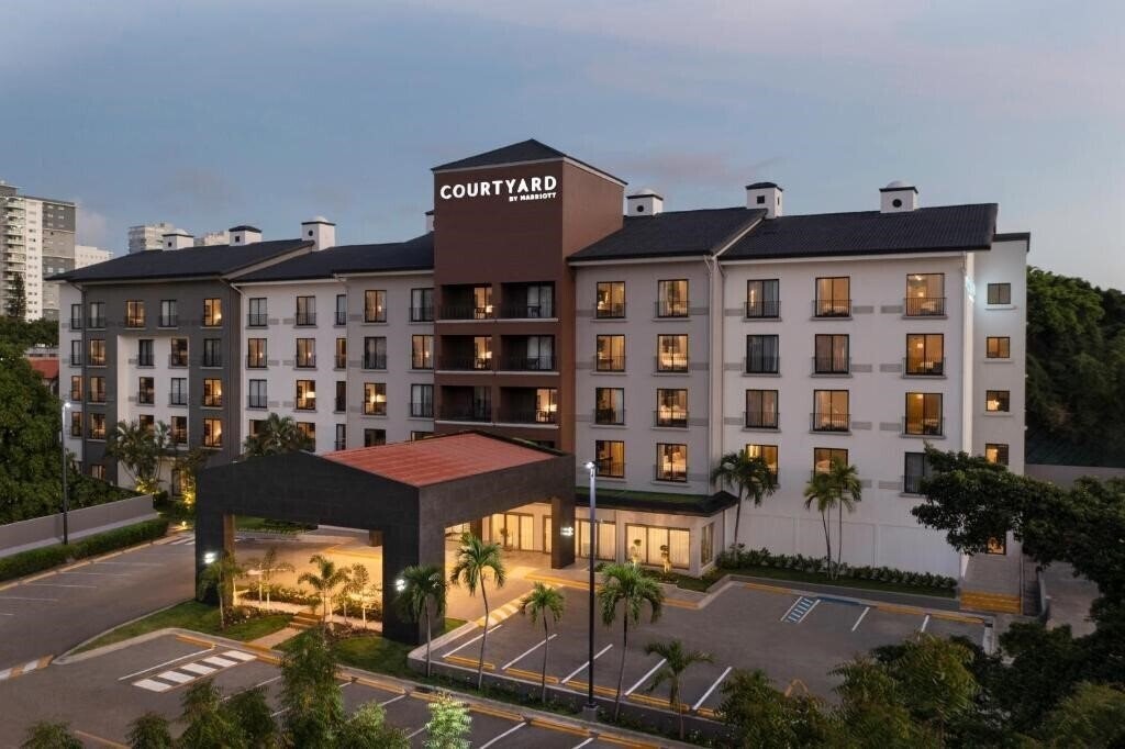 Hotel Courtyard by Marriott Santo Domingo (ex. Marriott Courtyard, Courtyard) 3*
