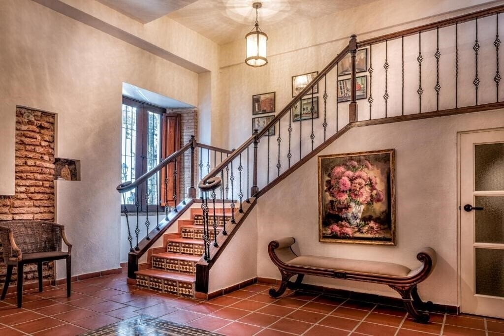 Фотографія Colonial 154 H Boutique + 3*