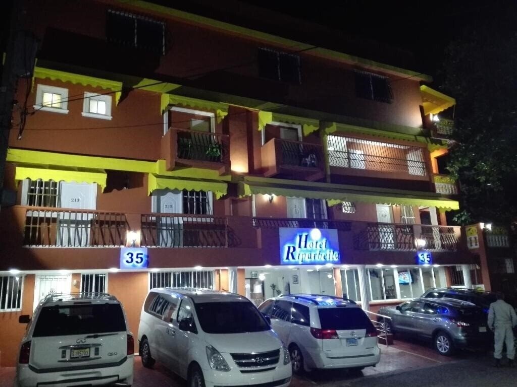 Zdjęcie Hotel Riparbella 3*