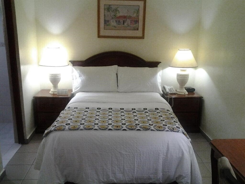 Фото Micro Hotel Condo Suites + 2*