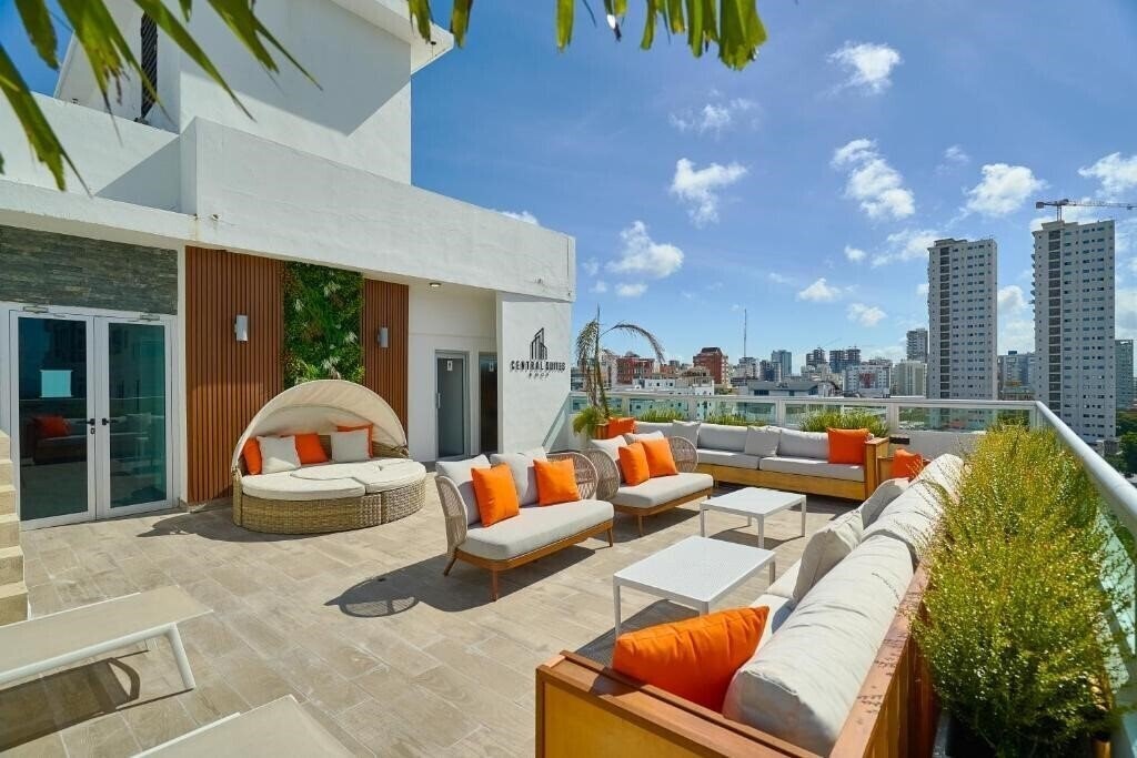 Готель Central Suites Tower 2*