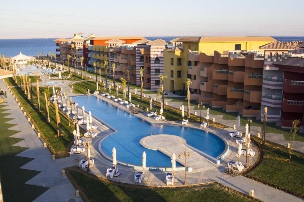 Готель Porto South Beach 4*