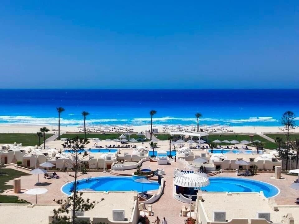 Готель Borg El Arab Beach Hotel 5*