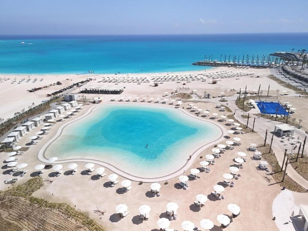 Готель Address Beach Resort Marassi 5*
