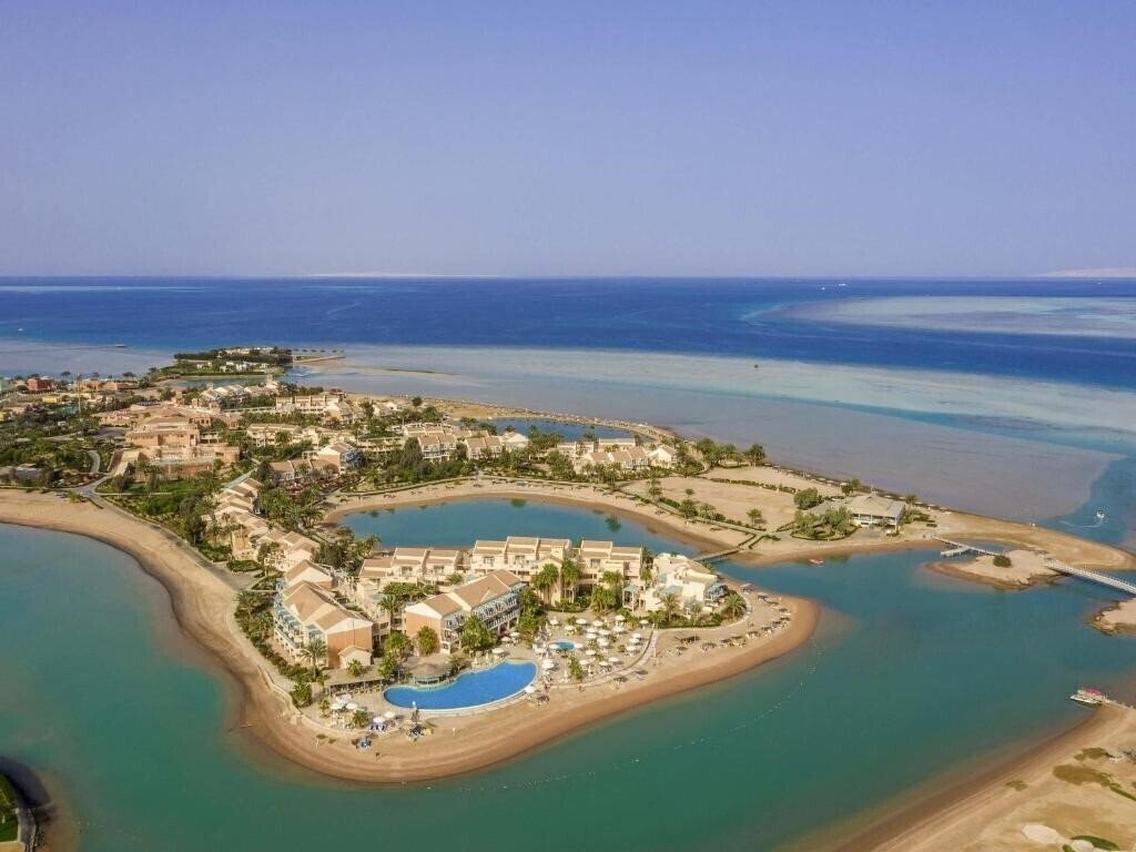 Готель Movenpick Resort & SPA El Gouna 5*