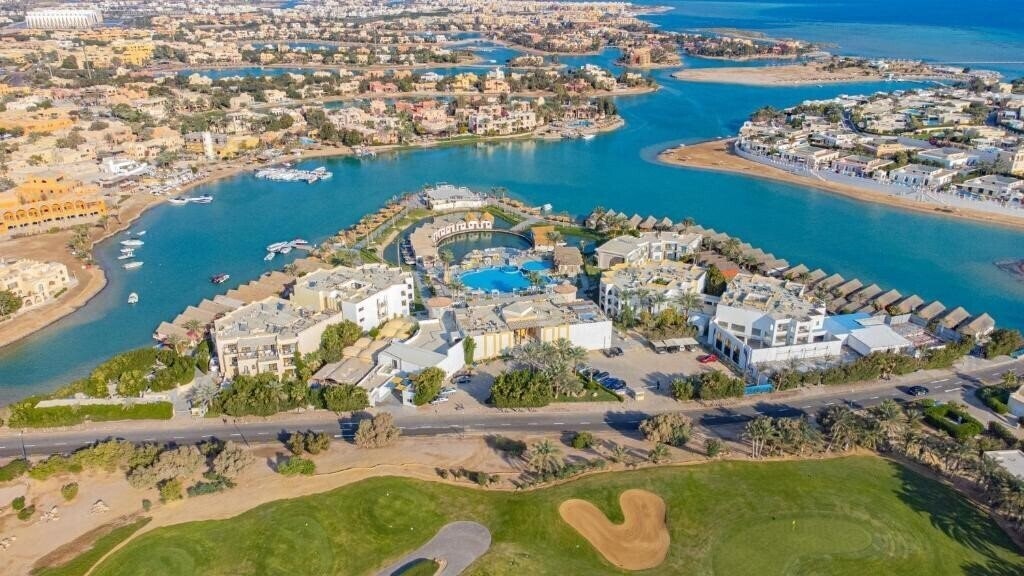 Hotel Panorama Bungalows Resort El Gouna (ex. Panorama El Gouna) 4*