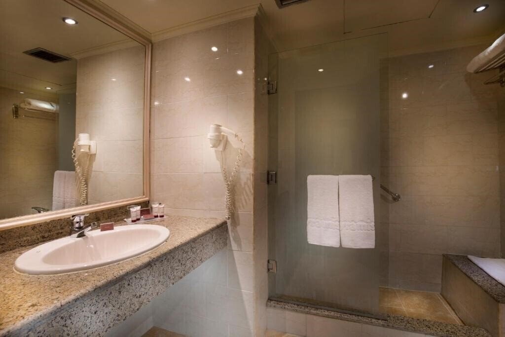 Фотография Pyramisa Suites Hotel Cairo 5*