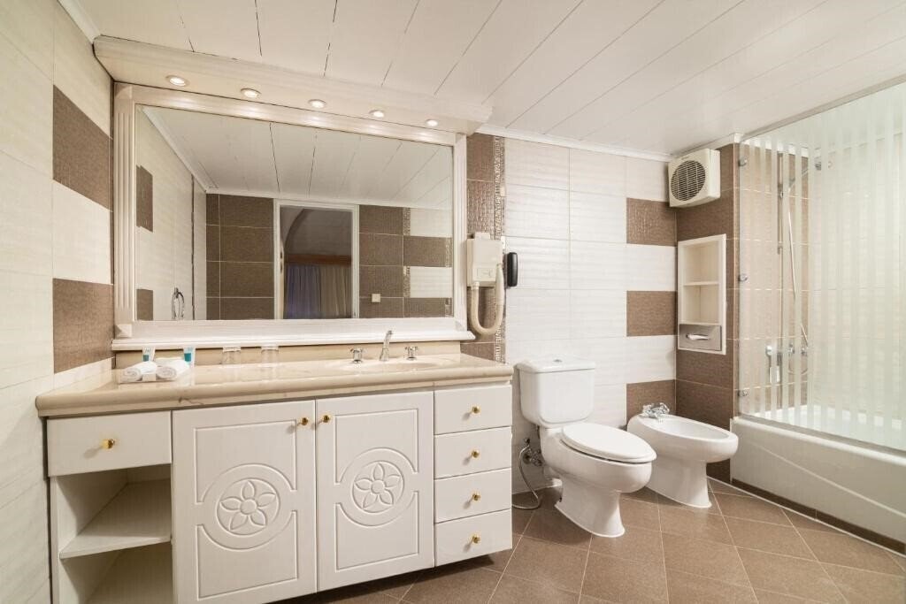 Фотографія Jaz Pyramids Resort (ex. Oasis Pyramids Hotel, Pyramids Resort by Jaz) 4*