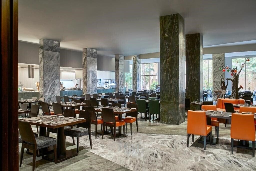 Zdjęcie Dusit Thani Lake View Cairo 5*