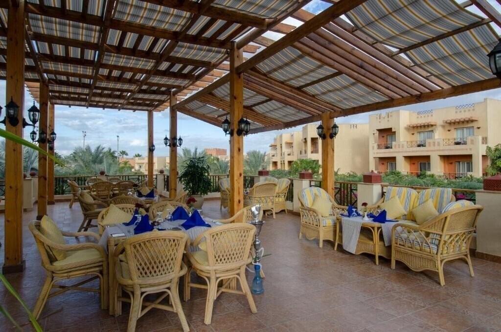 Изображение Swiss Inn Pyramids Golf 5*