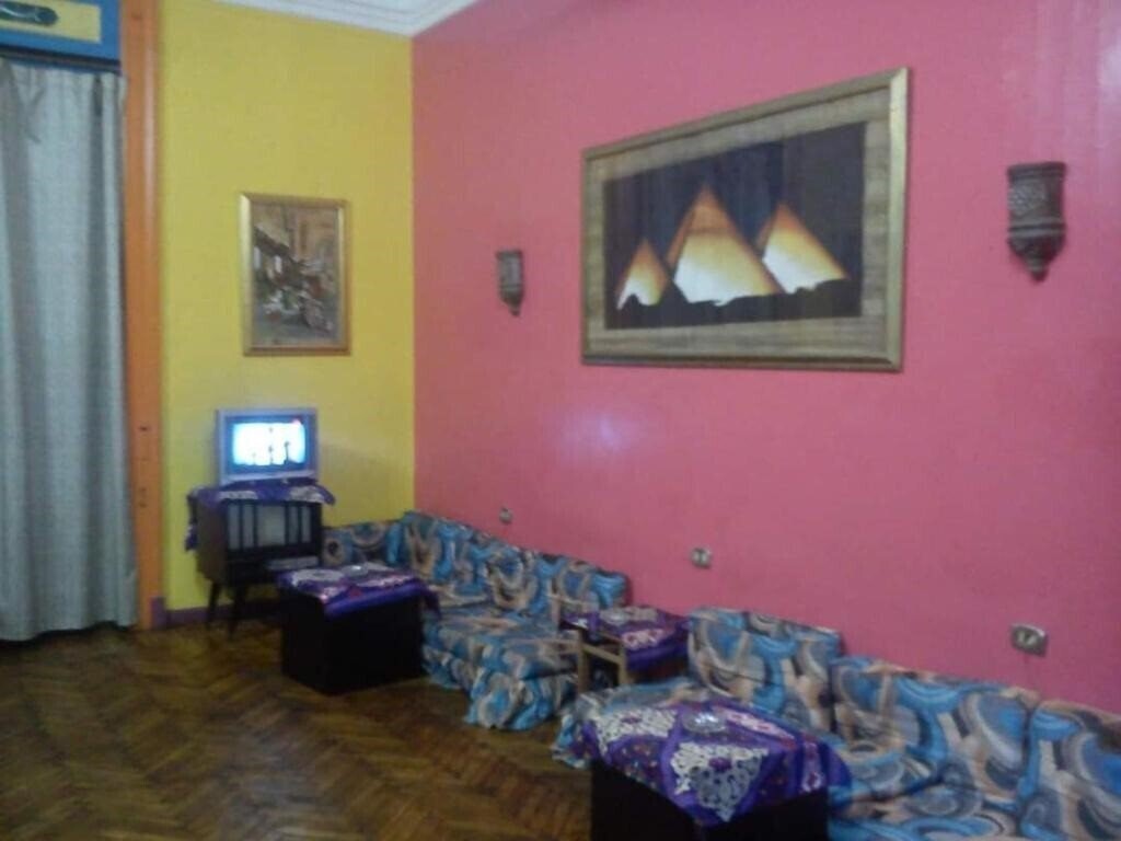 Zdjęcia African House Hostel 2*