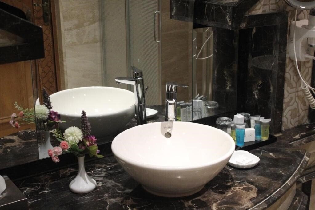 Zdjęcie Helnan Landmark Hotel 4*