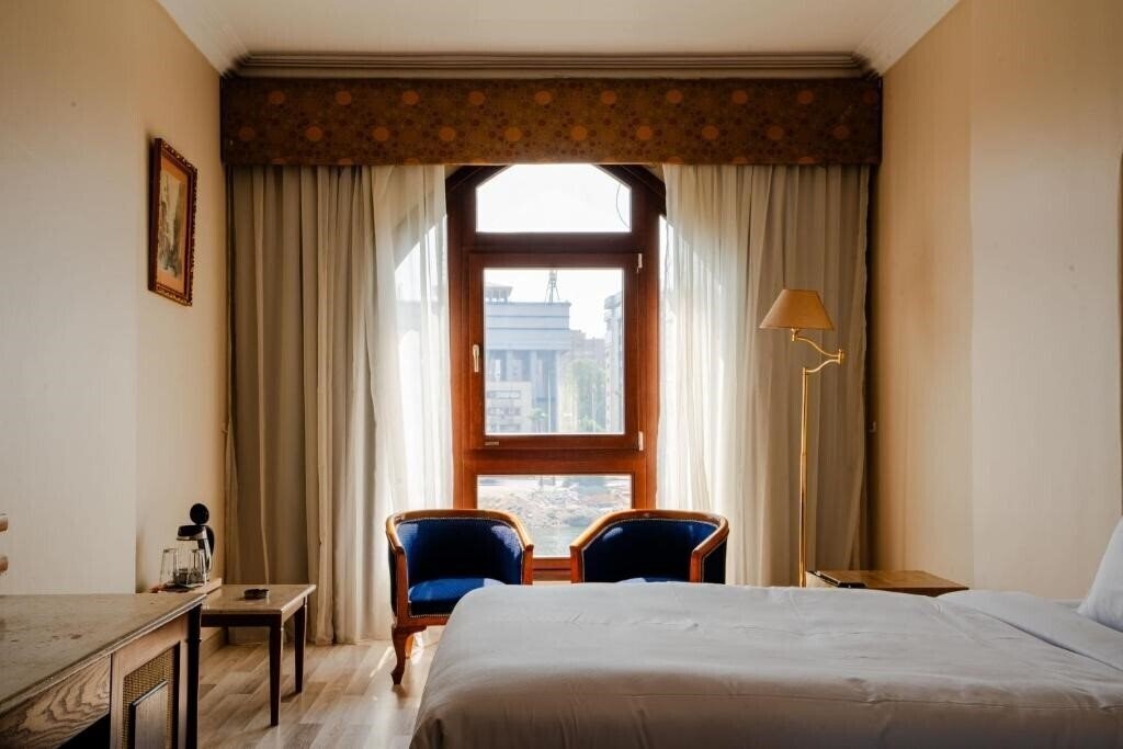 Hotel Om Kolthoom Hotel 4*