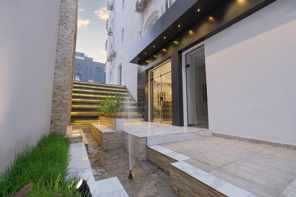 Фотографія Golden House 2*