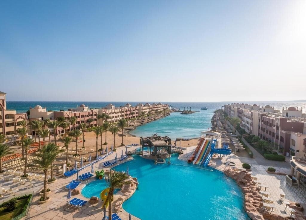 Zdjęcie Sunny Days El Palacio Resort & SPA (ex. Sunny Days Resort & Aqua Park) 4*
