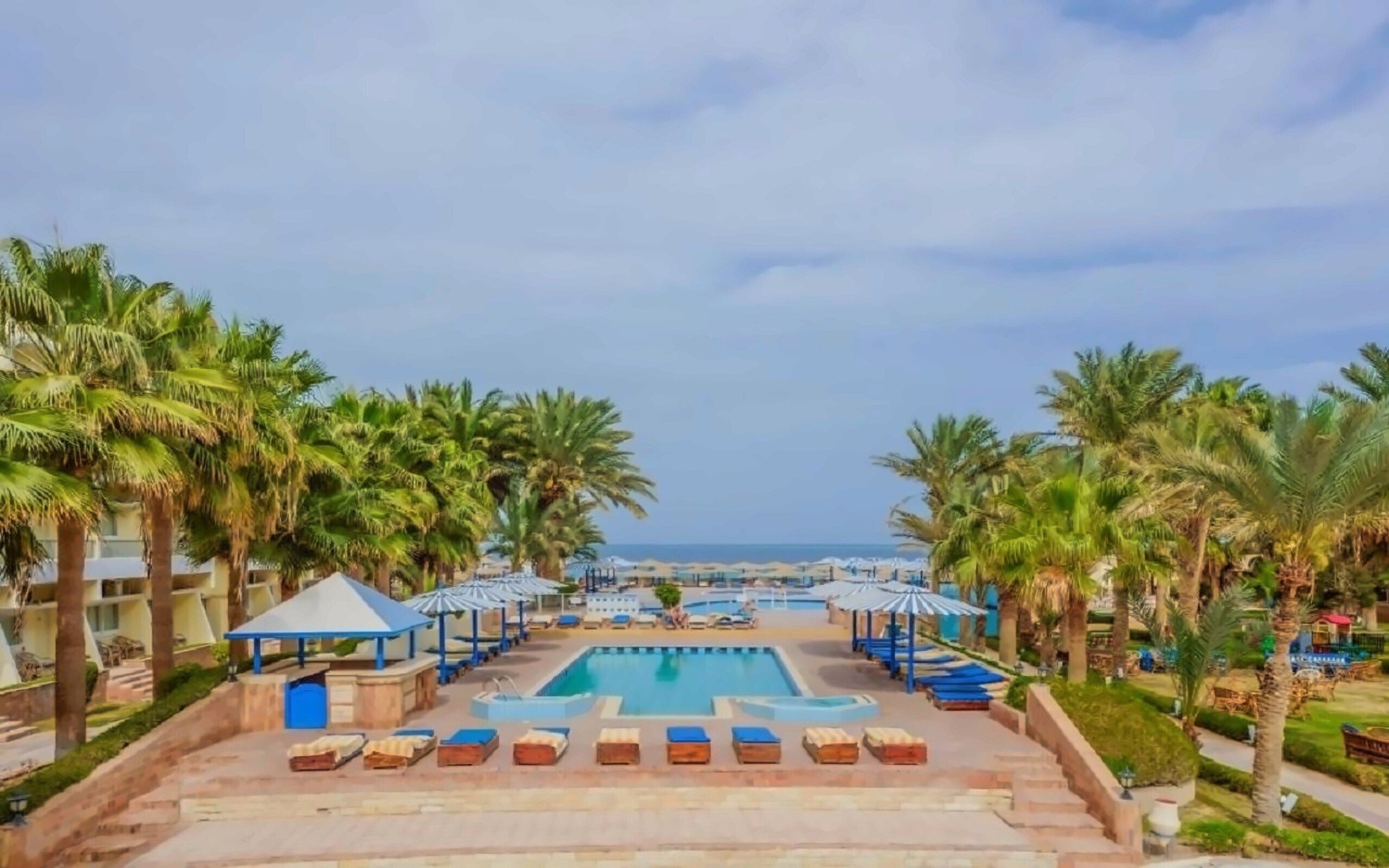 Hotel Empire Beach Aqua Park 3*