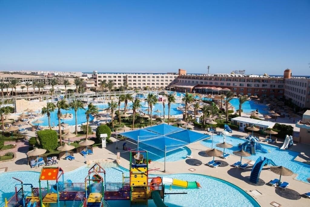 Obraz Titanic Resort & Aqua Park 4*