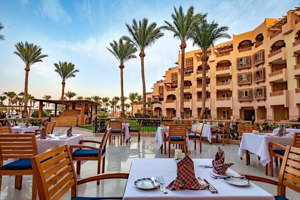 Фотография Continental Hotel Hurghada (ex. Movenpick Resort Hurghada) 5*