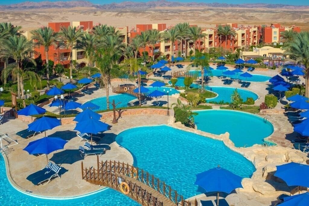 Hotel Cardina Resort 4*