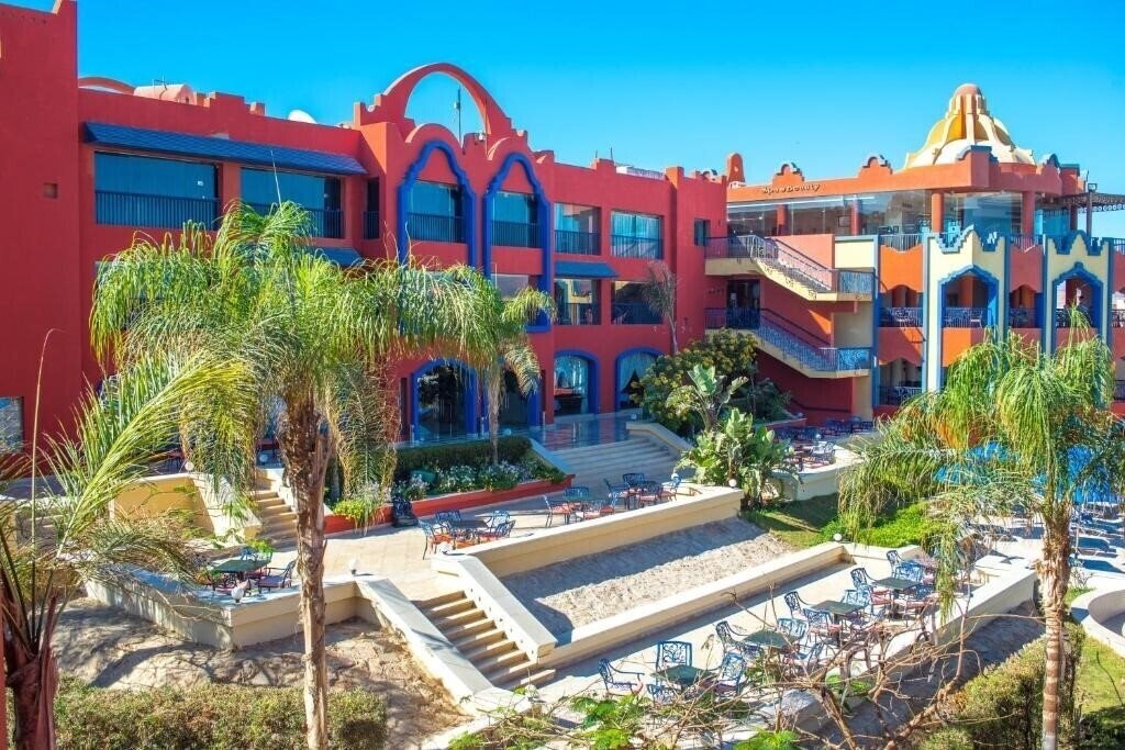 Фото Cardina Resort 5*