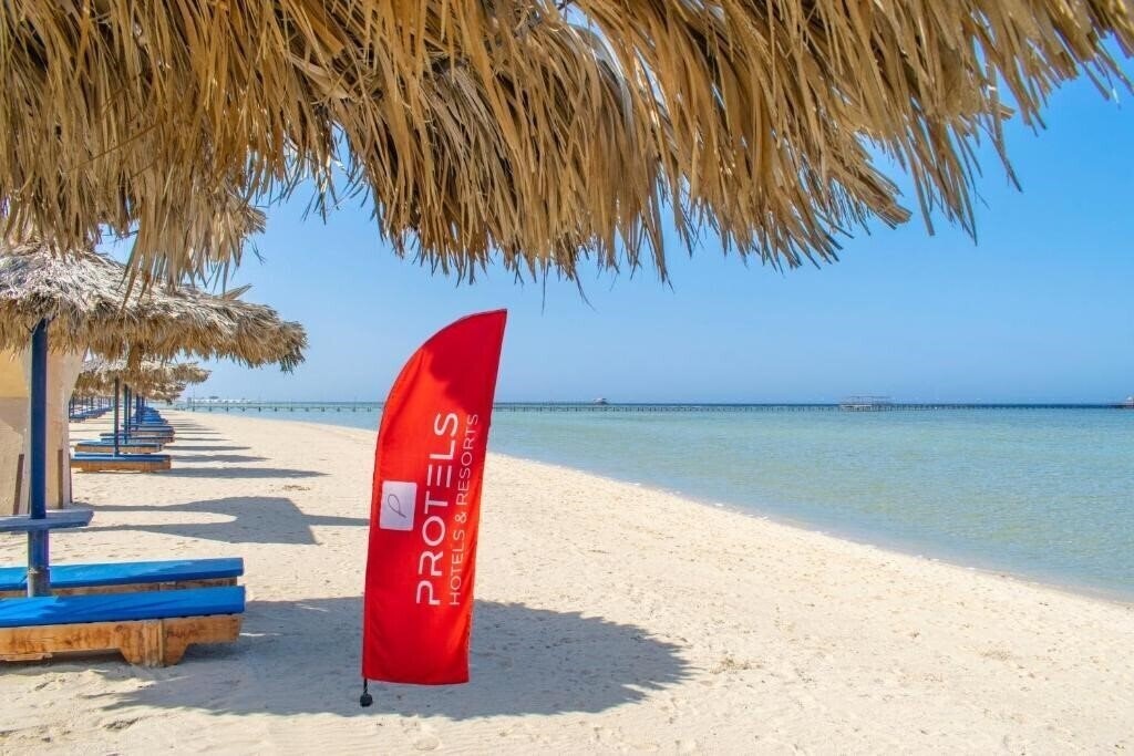 Hotel Protels Crystal Beach Resort (ex. Bliss Abo Nawas Resort, Crystal Beach Resort) 4*