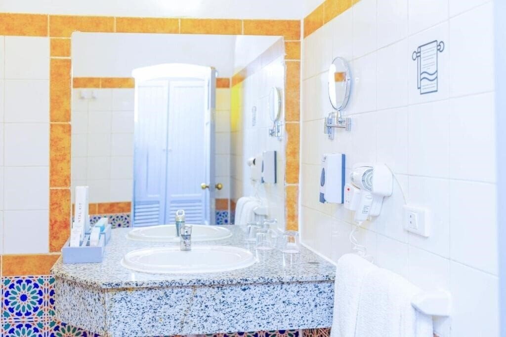 Zdjęcie Protels Beach Club & SPA Resort (ex. Bliss Marina Resort, Bliss Marina Beach Resort) 4*