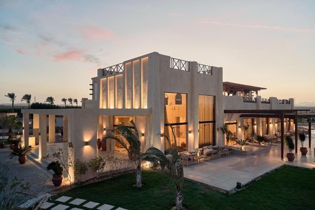 Готель True Beach Resort (ex. Deep Blue Inn, Laguna Beach Resort Marsa Alam, Laguna Beach Nakary Resort) 4*