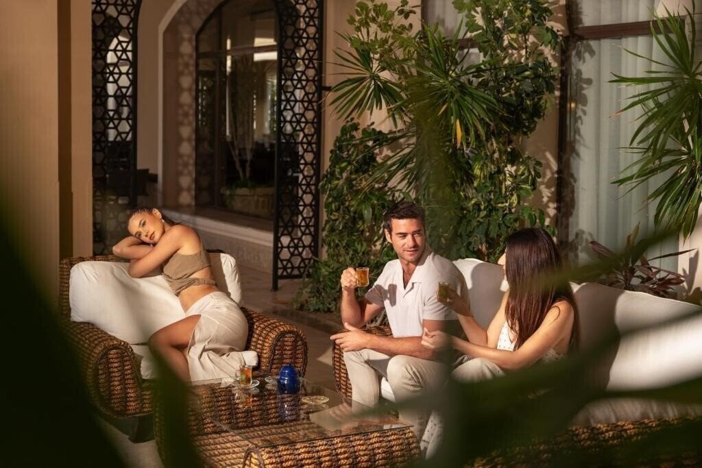 Картинка Jaz Oriental Resort 5*