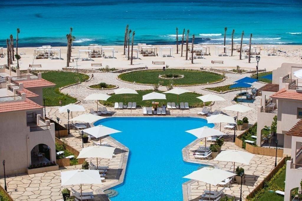 Hotel Aqua Heneish Beach Resort 5*