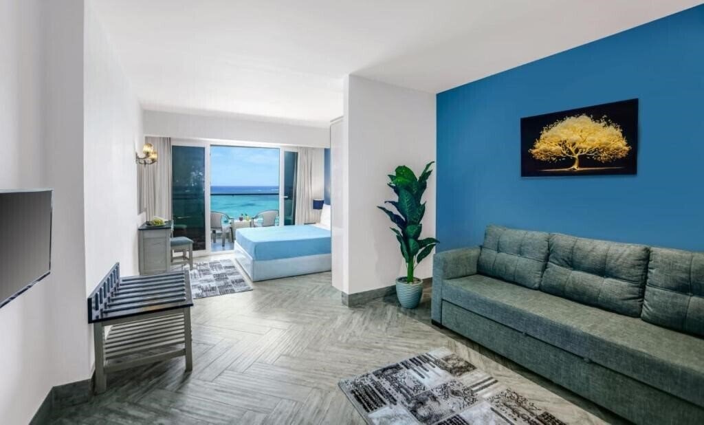 Картинка Hostmark Blue Beach 5*