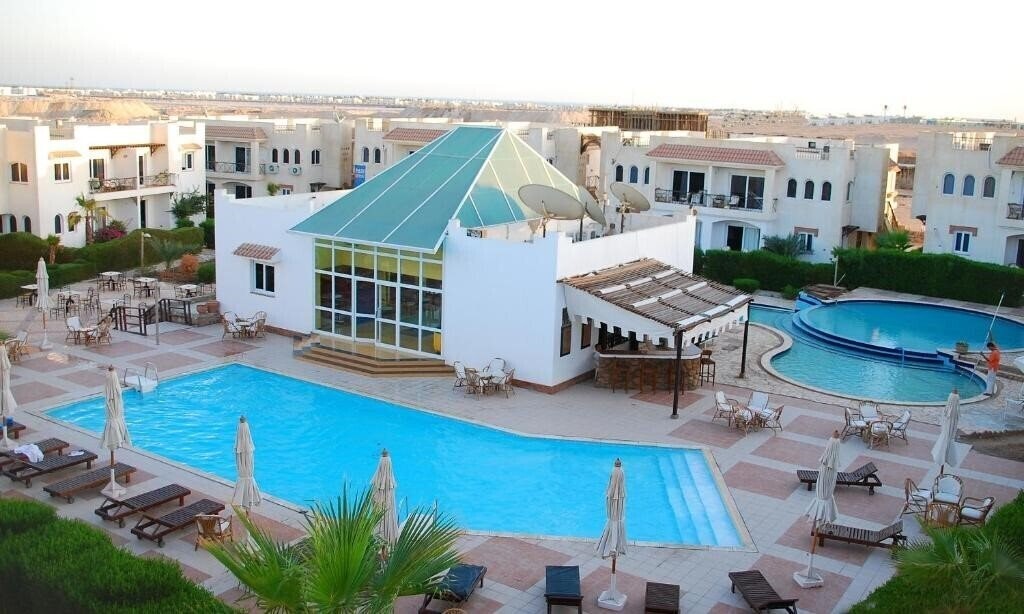 Готель Logaina Sharm Resort 2*