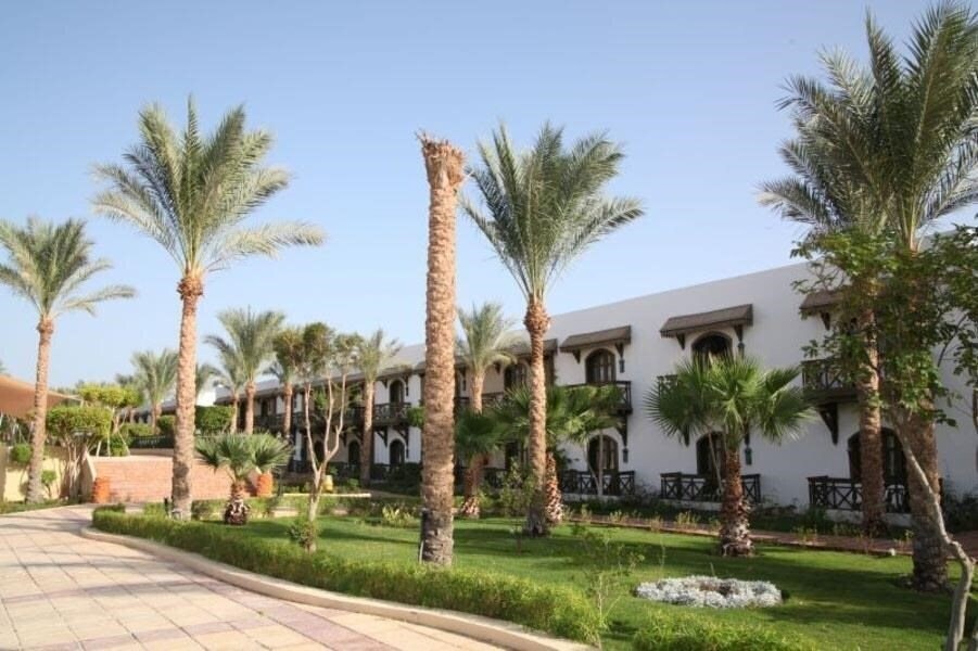 Готель Dessole Nesco Joyous 4*