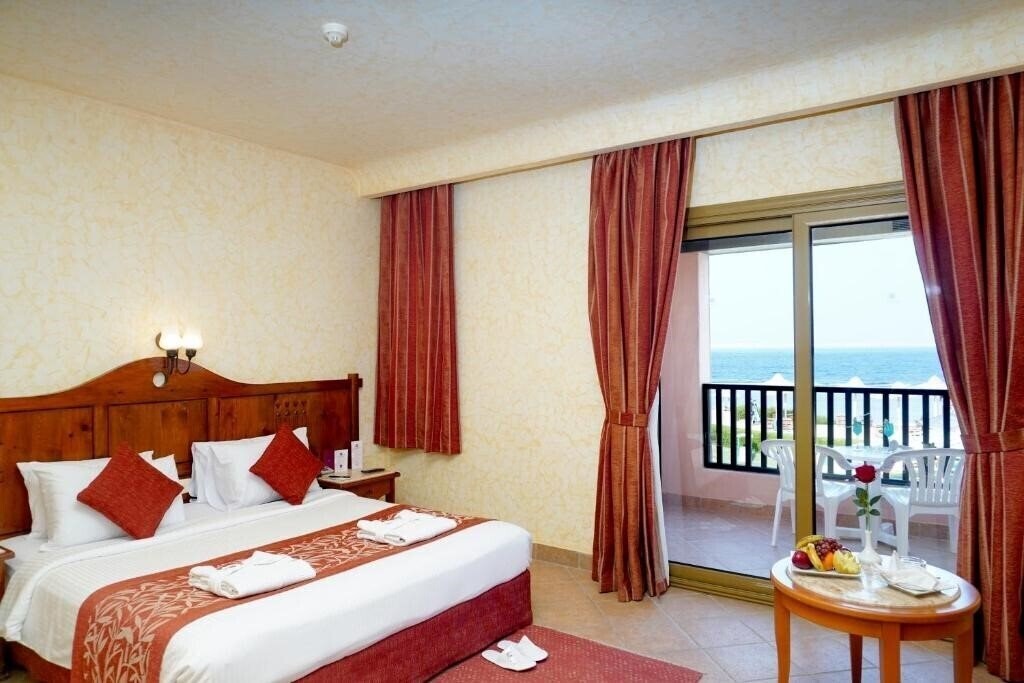 Фото Charmillion Sea Life Resort (ex. Sea Life SSH) 4*