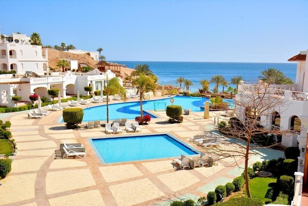 Готель Continental Plaza Beach Resort (ex. Intercontinental Sharm El Sheikh, Continental Plaza Beach Resort & Aqua Park) 4*