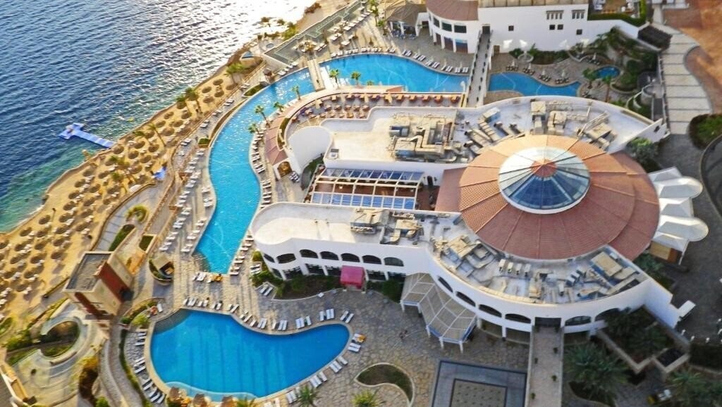 Готель Reef Oasis Blue Bay Resort 5*