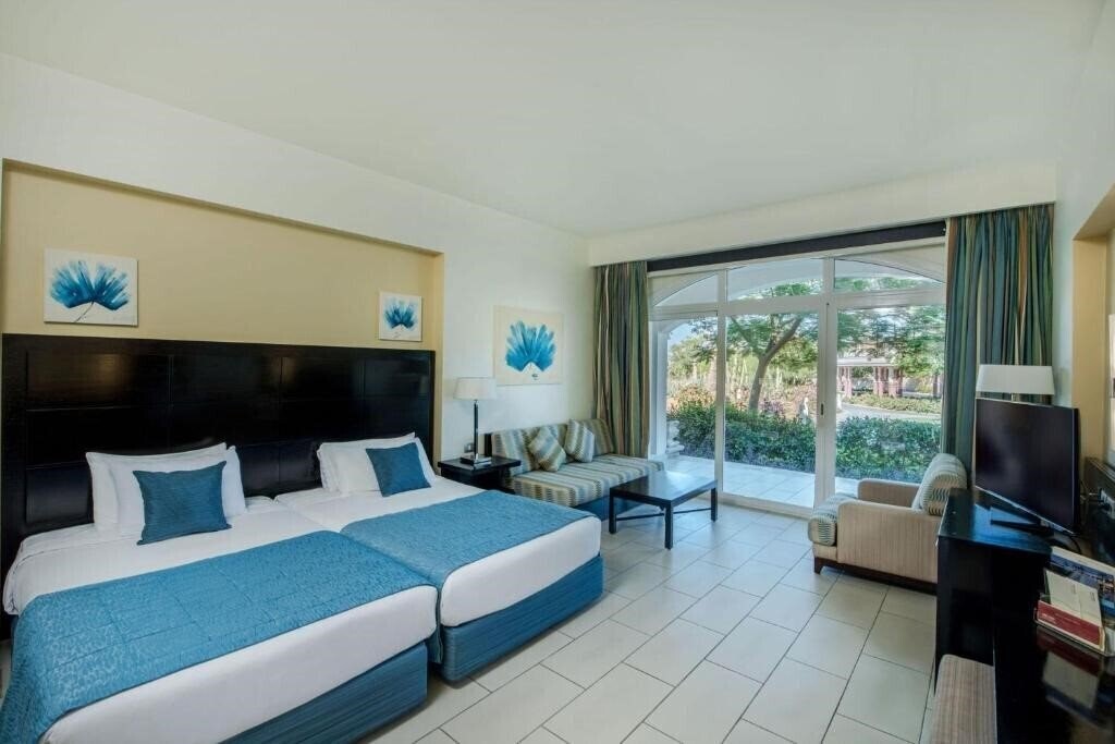 Зображення Reef Oasis Blue Bay Resort 5*