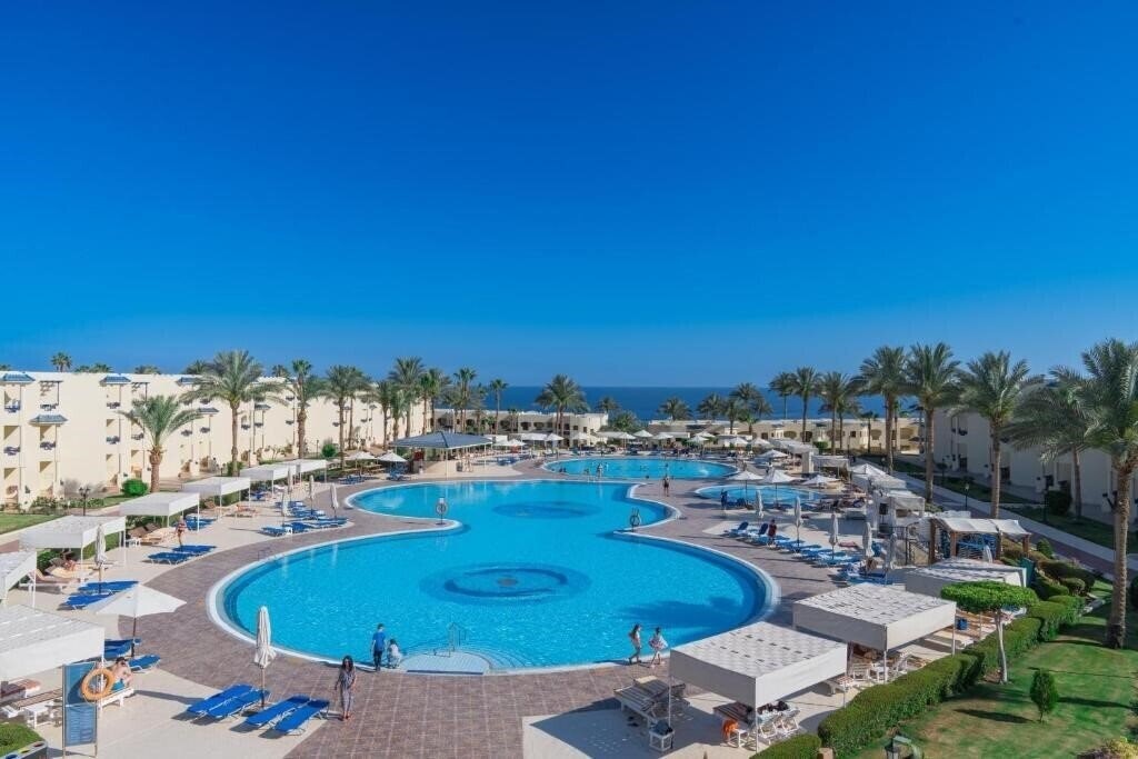 Отель Grand Oasis Resort (ex. Tropicana Grand Oasis Resort) 4*