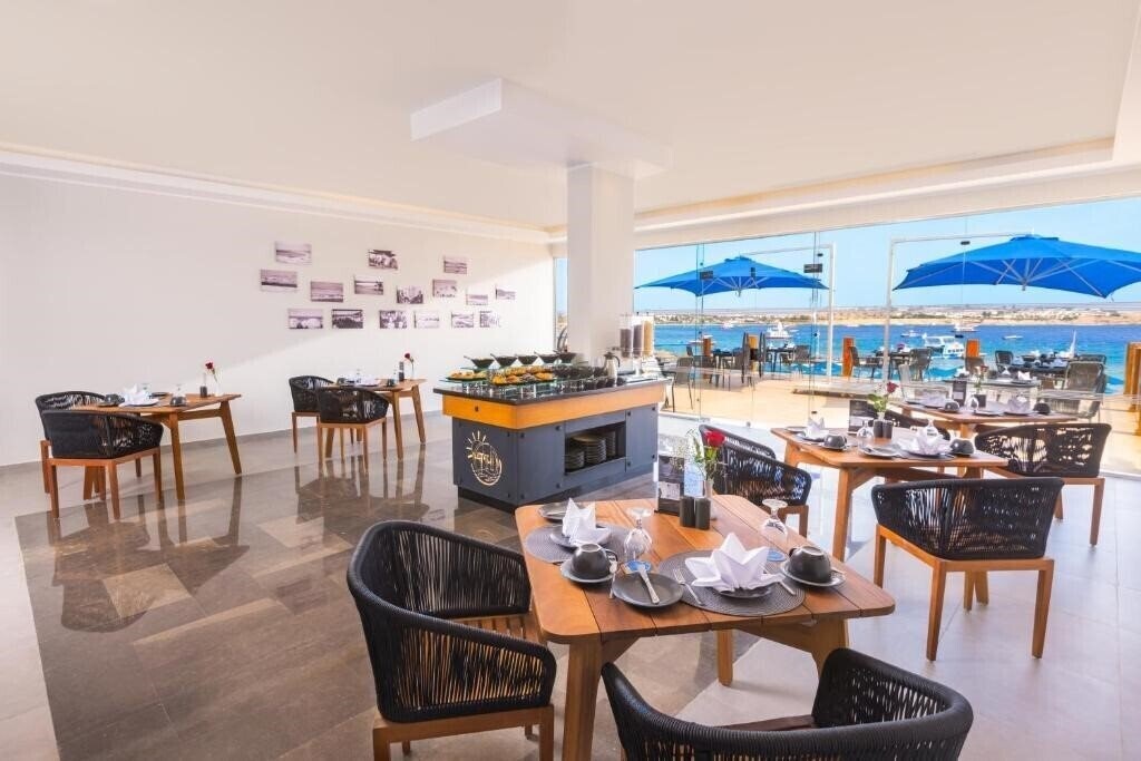 Obraz Naama Bay Suites & SPA 5*