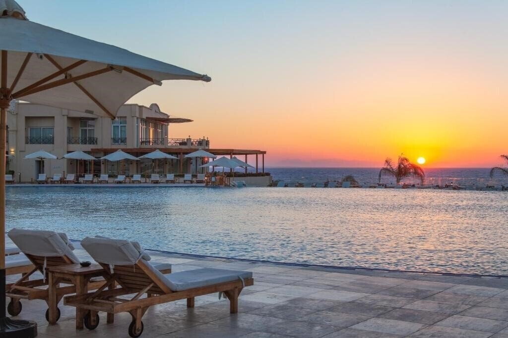 Hotel Cleopatra Luxury Resort Sharm El Sheikh 5*