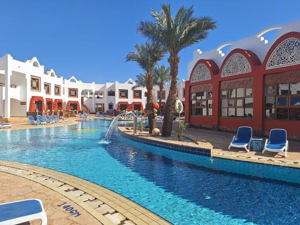 Готель Sharm Inn Amarein 4*