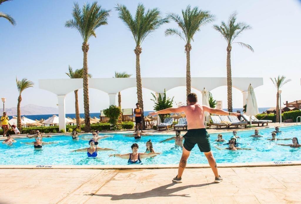 Фотографія Coral Beach El Montazah Resort (ex. Coral Beach Rotana Resort El Montazah) 4*