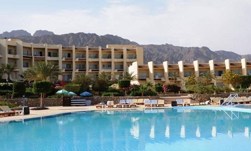 Готель Dessole Holiday Taba Resort (ex. Holiday Inn Resort Taba) 4*