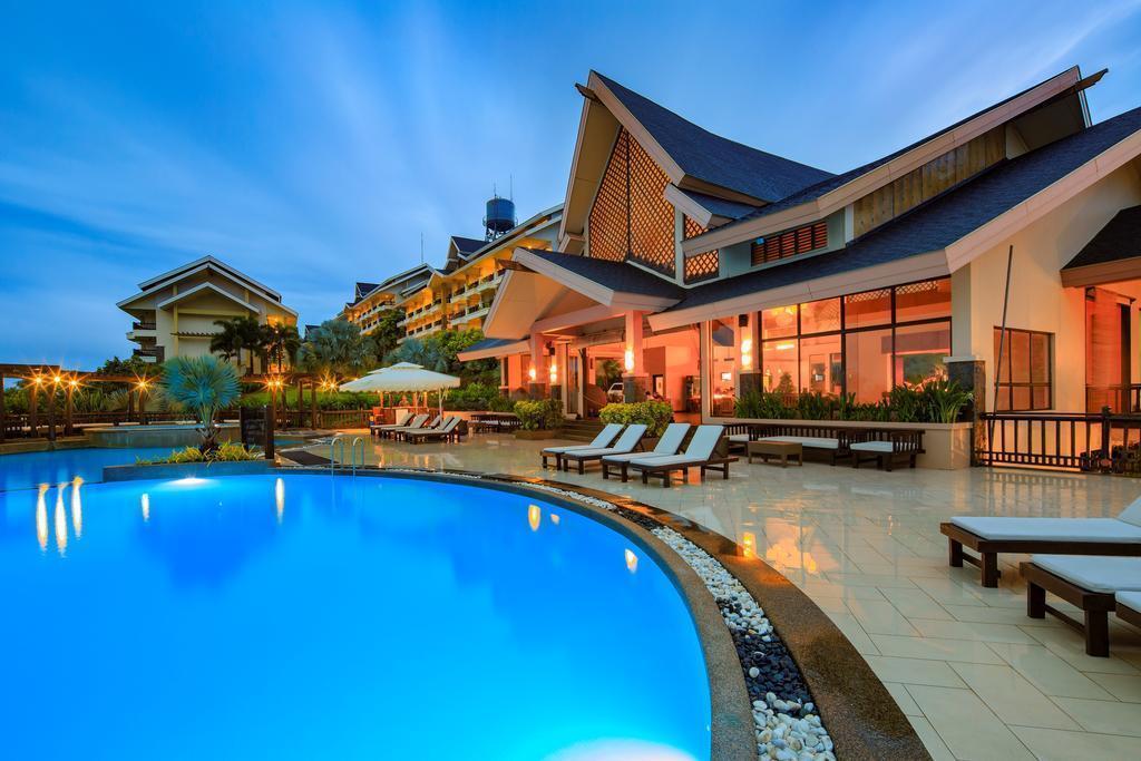 Hotel Alta Vista De Boracay Resort 3*