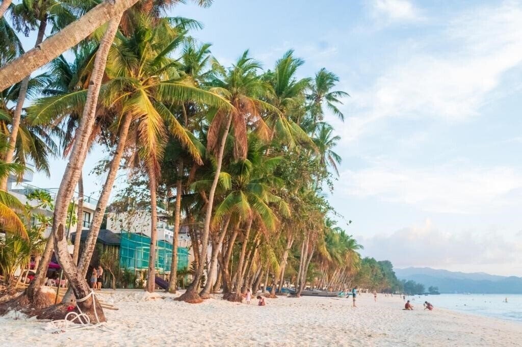 Hotel Sheridan Villas Boracay Station 3 3*