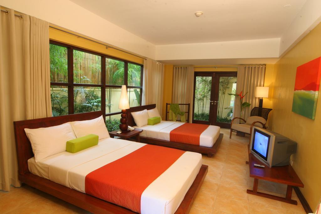 Hotel Canyon Hotels & Resorts Boracay 3*