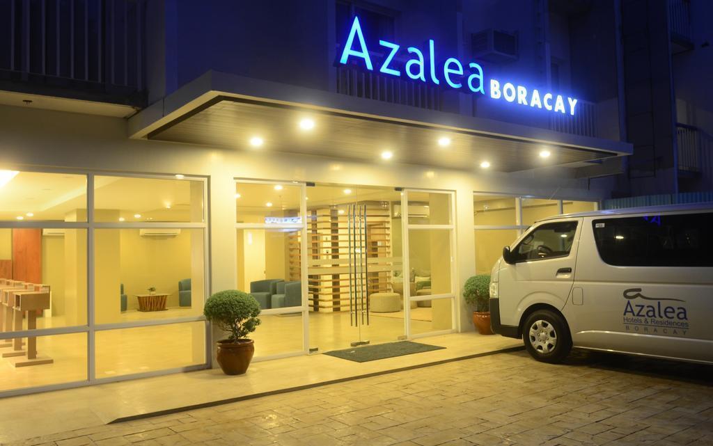 Готель Azalea Hotels & Residences Boracay 4*