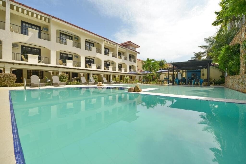 Hotel Le Soleil De Boracay Beach Resort 4*