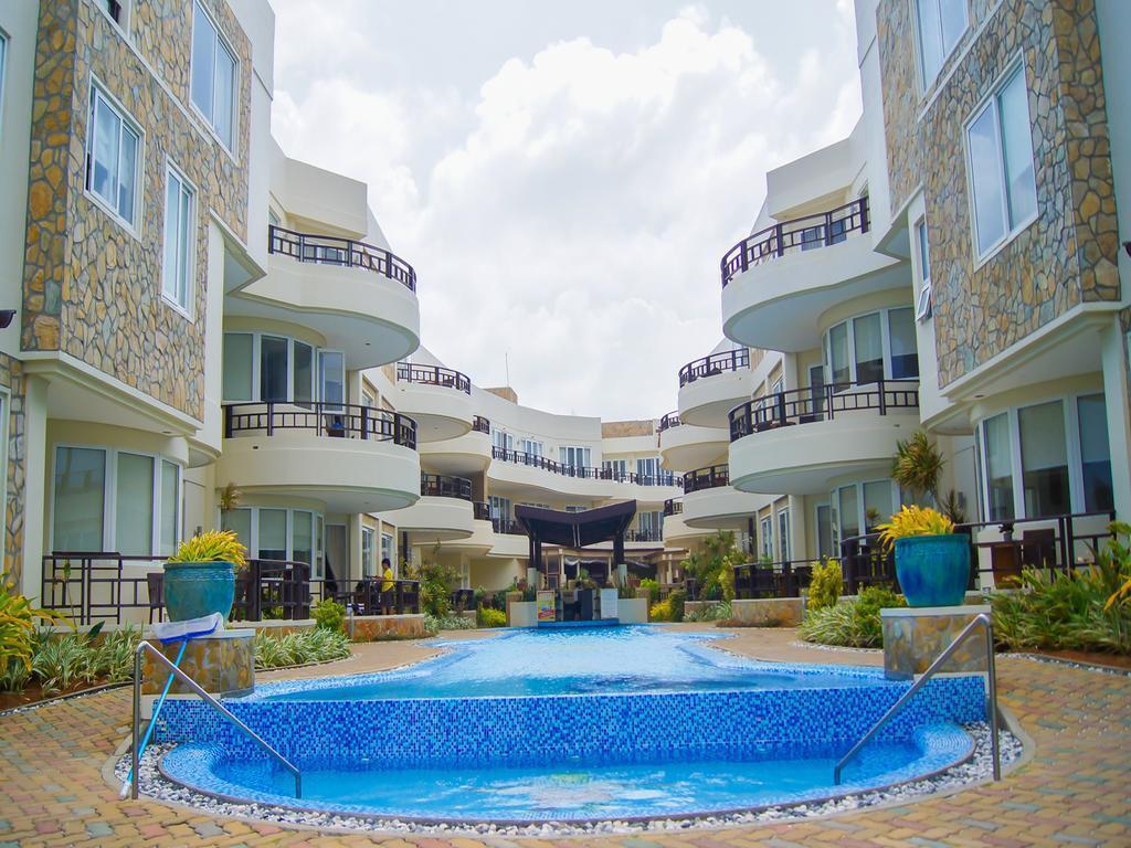 Отель 7 Stones Boracay Suites 4*