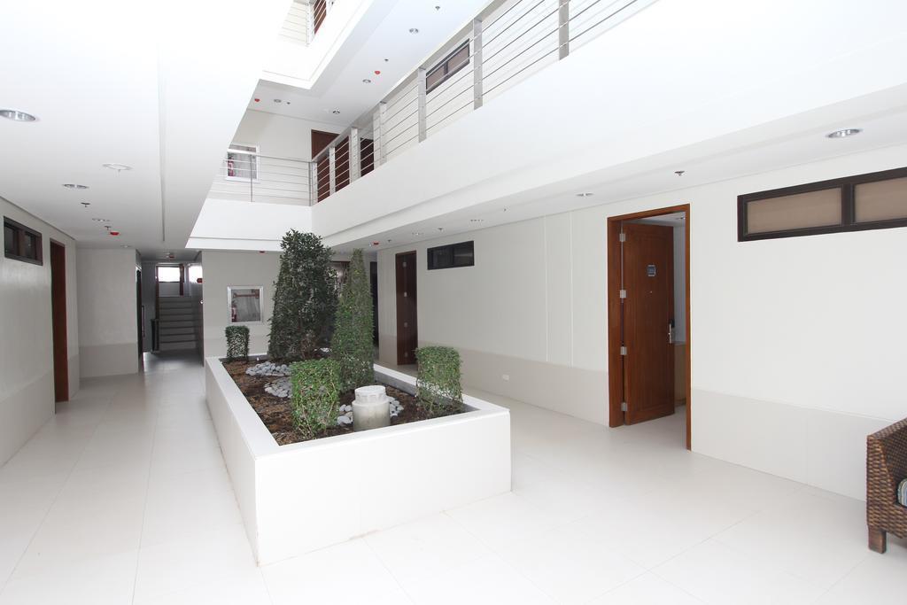 Картинка Crown Regency Courtyard Resort 3*