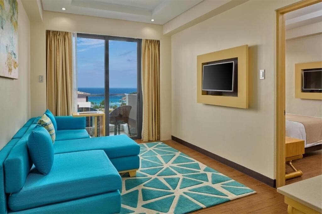 Фото Savoy Hotel Boracay 4*